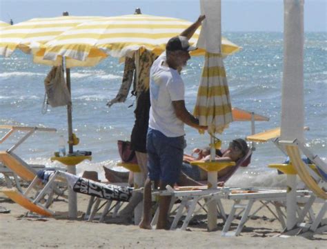 Per Questanno Stessa Spiaggia Stesse Regole