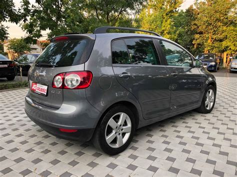 VW Golf Plus 2 0 TDI UNITED Servisna Knjiga VW 1 Vl Top Stanje