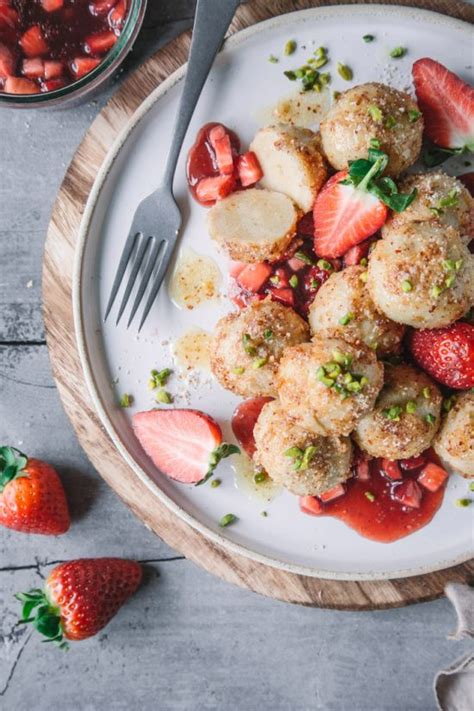 Gesunde Quarkkn Del Mit Erdbeeren Foodlovin