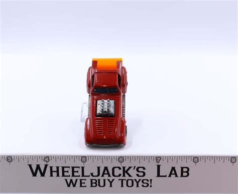 Short Order Light Red Redline Hot Wheels Mattel Vintage RL Wheeljack S Lab