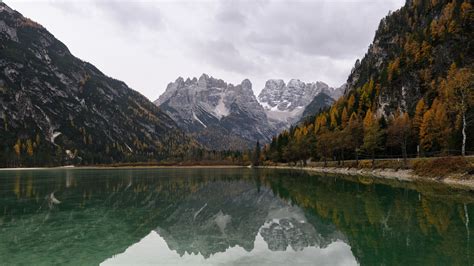 Landscape Mountains Autumn Trees Green Yellow Lake Reflection Clouds ...