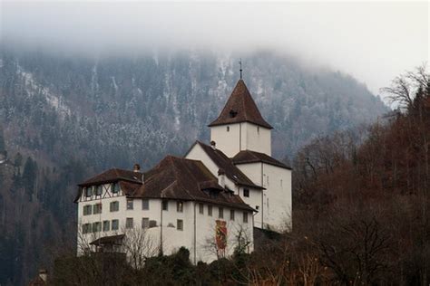 Schloss Wimmis Baujahr Um Burg Ch Teau Castello C Flickr