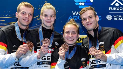 Schwimm Wm Wassersprungteam Gewinnt Bronze Medaille