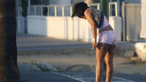 Una Familia Condenada Por Obligar A Una Mujer Rumana A Prostituirse En