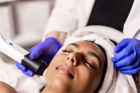 OxyGeneo Superfacial With TriPollar RF Skin Tightening Discovery