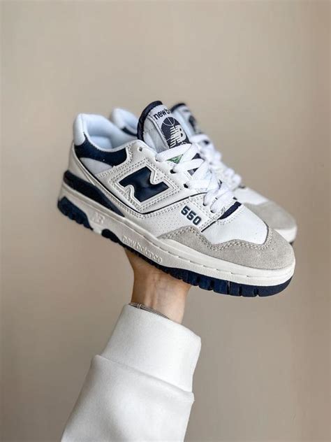 Женские кожаные кроссовки,кеды new balance 550 — цена 2600 грн в ...