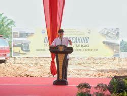 Gubernur Rohidin Resmikan Groundbreaking Terminal Penumpang Tipe A Air