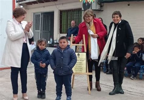 Se realizó el acto de imposición de nombre a Jardín del Algarrobal