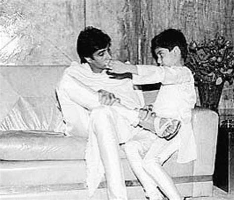 22 Pictures From Amitabh Bachchan's Family Album That You Would Love To See