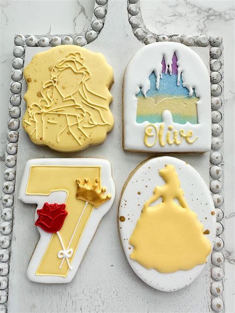 Pin By Marcia Bratkoski On Biscoitos Disney Princess Cookies