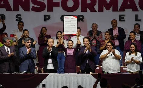 Claudia Sheinbaum Recibe Constancia Oficial Y Llama Nuevamente A La Unidad