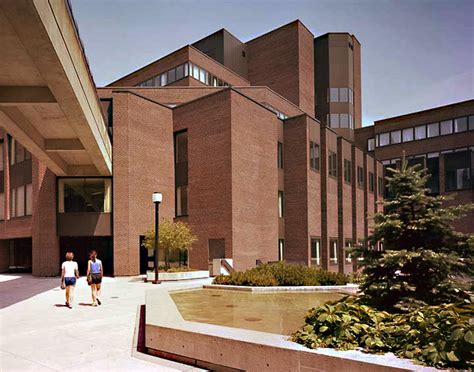 Campus de l’Université du Québec à Montréal - Jodoin Lamarre Pratte architectes inc.