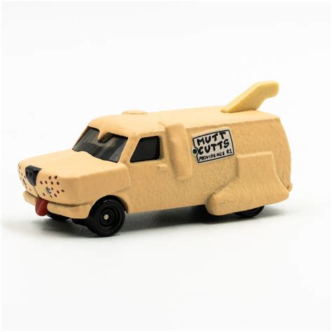 Hot Wheels Pop Culture Mutt Cutts Van Dumb and Dumber Ariel Colecionáveis