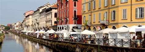 The Navigli Neighborhood of Milan - Sentieri Italiani