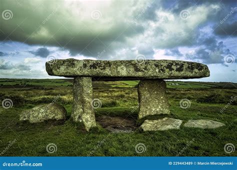 Lanyon Quoit Dolmen In Cornwall England Uk Stock Image Image Of