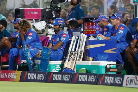 Ipl 2024 Mumbai Indians भी प्लेऑफ से बाहर हार्दिक पंड्या की कप्तानी में मुंबई इंडियंस का बुरा