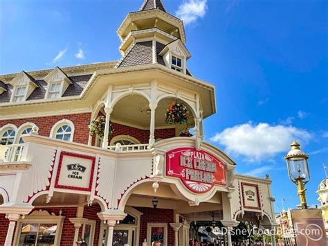 The Kitchen Sink And More Of The Best Ice Cream Disney World The Disney