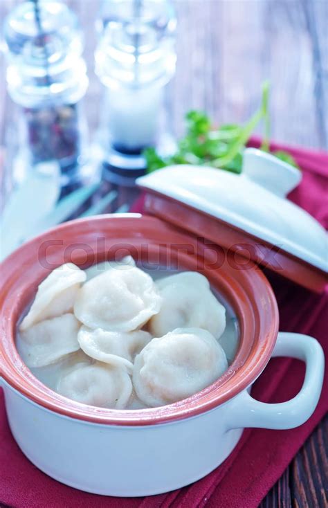 how to cook frozen pelmeni