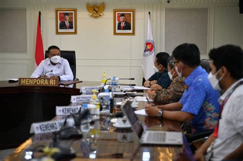 Menpora Amali Gelar Rapat Dengan Deputi Kemenko PMK Terkait Koordinasi