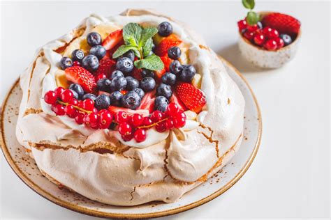 Authentic New Zealand Meringue Pavlova Recipe