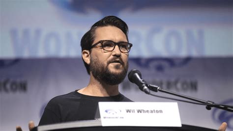 Star Trek Actor Wil Wheaton Explains Why He Is Still Wearing A Mask