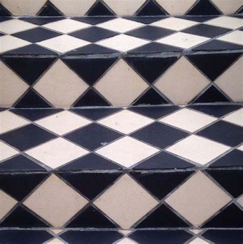 1000+ images about CHECKERBOARD TILE PATTERN on Pinterest | Foyers, Hallways and Painted floors