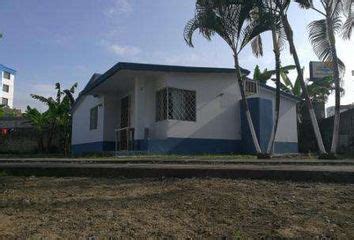 56 Casas En Venta En Atacames Icasas Ec