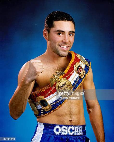 Box De La Hoya Belt Photos And Premium High Res Pictures Getty Images