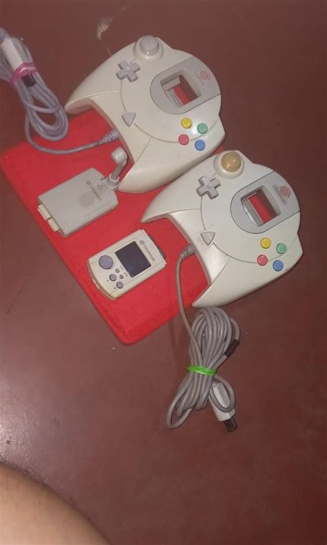 Sega Dreamcast Vmu And Controllers Video Gaming Gaming Accessories