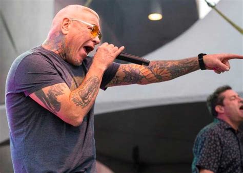 Steve Harwell Exvocalista De Smash Mouth Muere Tras Grave Problema De