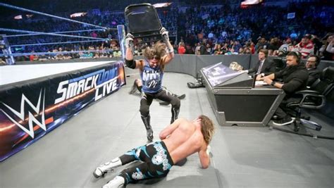 5 Ups And 3 Downs From Last Nights Wwe Smackdown Dec 20