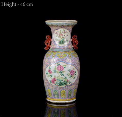 A Large Chinese Baluster Double Handled Vase Famille Rose Catawiki