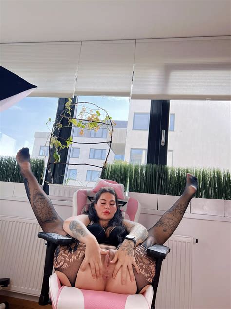 Spread Legs Are Already Waiting For You Nudes Spreadeagle Nude Pics Org