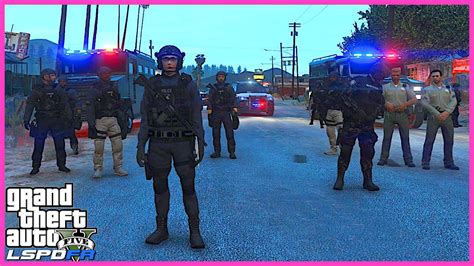 Gta 5 Swat Patrollos Santos Swat Team Serving Arrest Warrants Gta