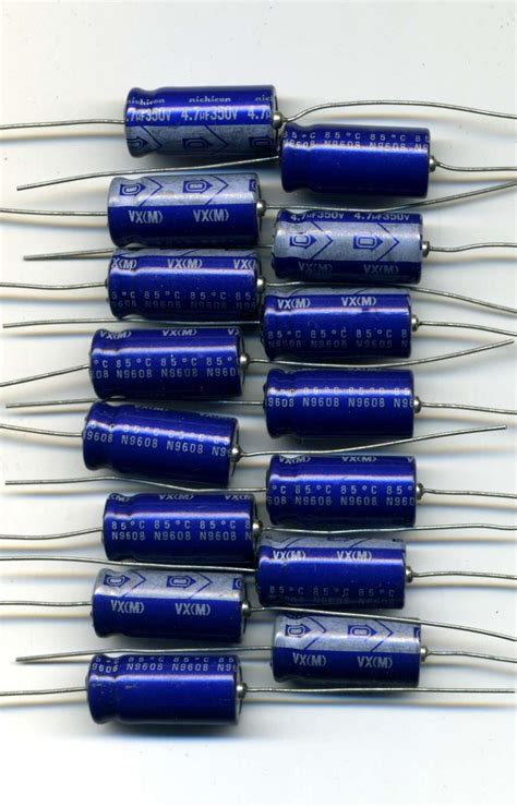 Lot de 15 Condensateurs Haute tension Axiaux 4 7 µF 350 Volts CC0015