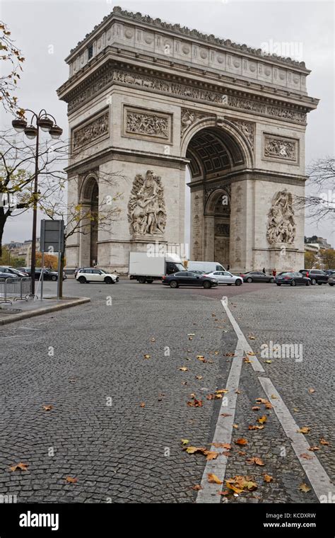 Parigi Francia Novembre L Arco Di Trionfo Uno Dei