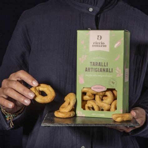 Taralli Artigianali Con Olio Extravergine Ciccio DOrazio Italybite