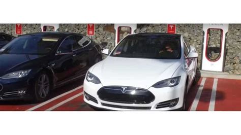 See How A 2015 Tesla Model S 70d Holds Up After 424000 Miles