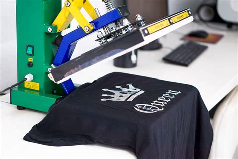 How To Use Plastisol Heat Transfers To Print T Shirts T Shirt Printer School