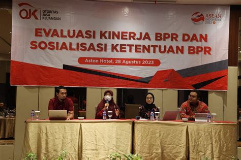 Ojk Hadirkan Bpr Se Provinsi Jambi Lakukan Evaluasi Kinerja Bpr Tahun