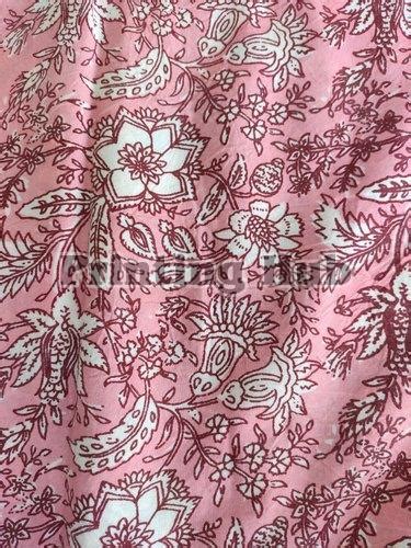 Pink Floral Printed Cotton Fabric For Boutique Garments Western