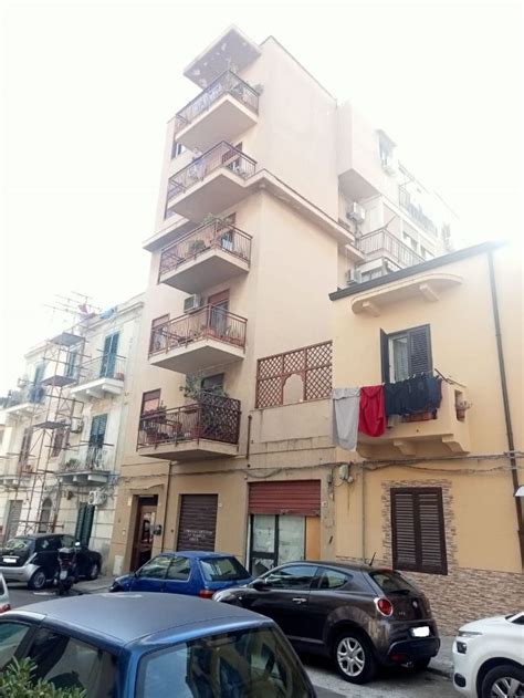 Quadrilocale In Vendita In Via Girolamo Di Martino 10 Noce Palermo