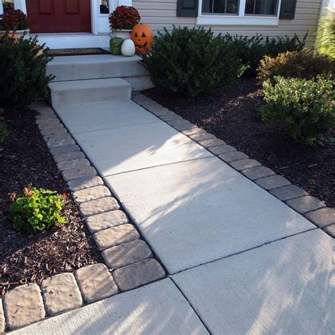 Use Brick Pavers To Line A Sidewalk Driveway Ideas Front Yard Landscaping Yard Landscaping