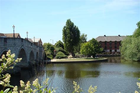 Book The Bridge Hotel in Chertsey | Hotels.com