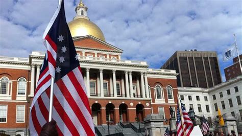 Hundreds Of Gun Rights Advocates Rally At State House