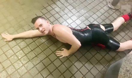 Refill Axel Abysse And Athleticpisspig Gay Fisting Fetish