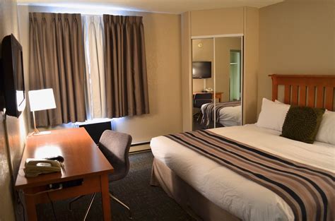 Suites « Saskatoon, SK « Heritage Inn Hotels