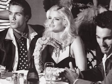 The Fascinating Lives Of Anna Nicole And Billy Smith A Detailed