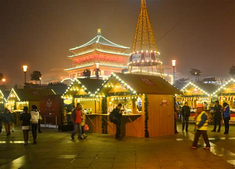 Celebrating Christmas in Xian China | Markets and Turkey