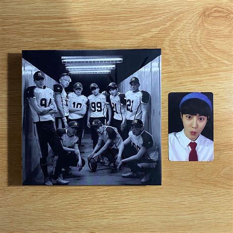 Exo Love Me Right Repackage Korean Version With Suho Junmyeon Card Hobbies And Toys